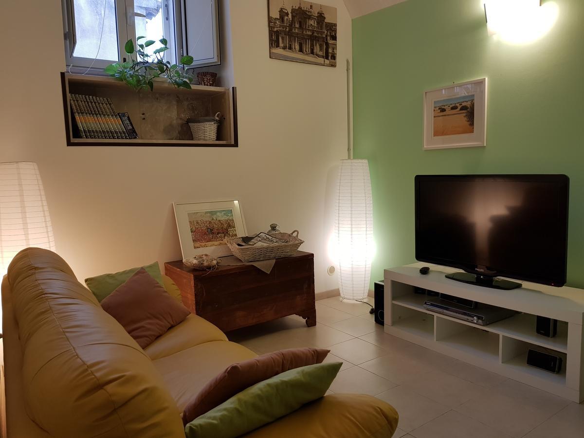 B&B Casa Lucrezia Scicli Bagian luar foto