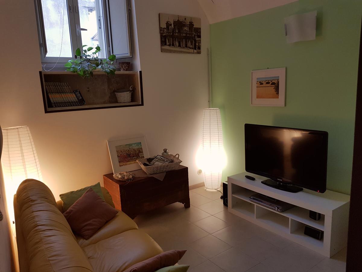 B&B Casa Lucrezia Scicli Bagian luar foto