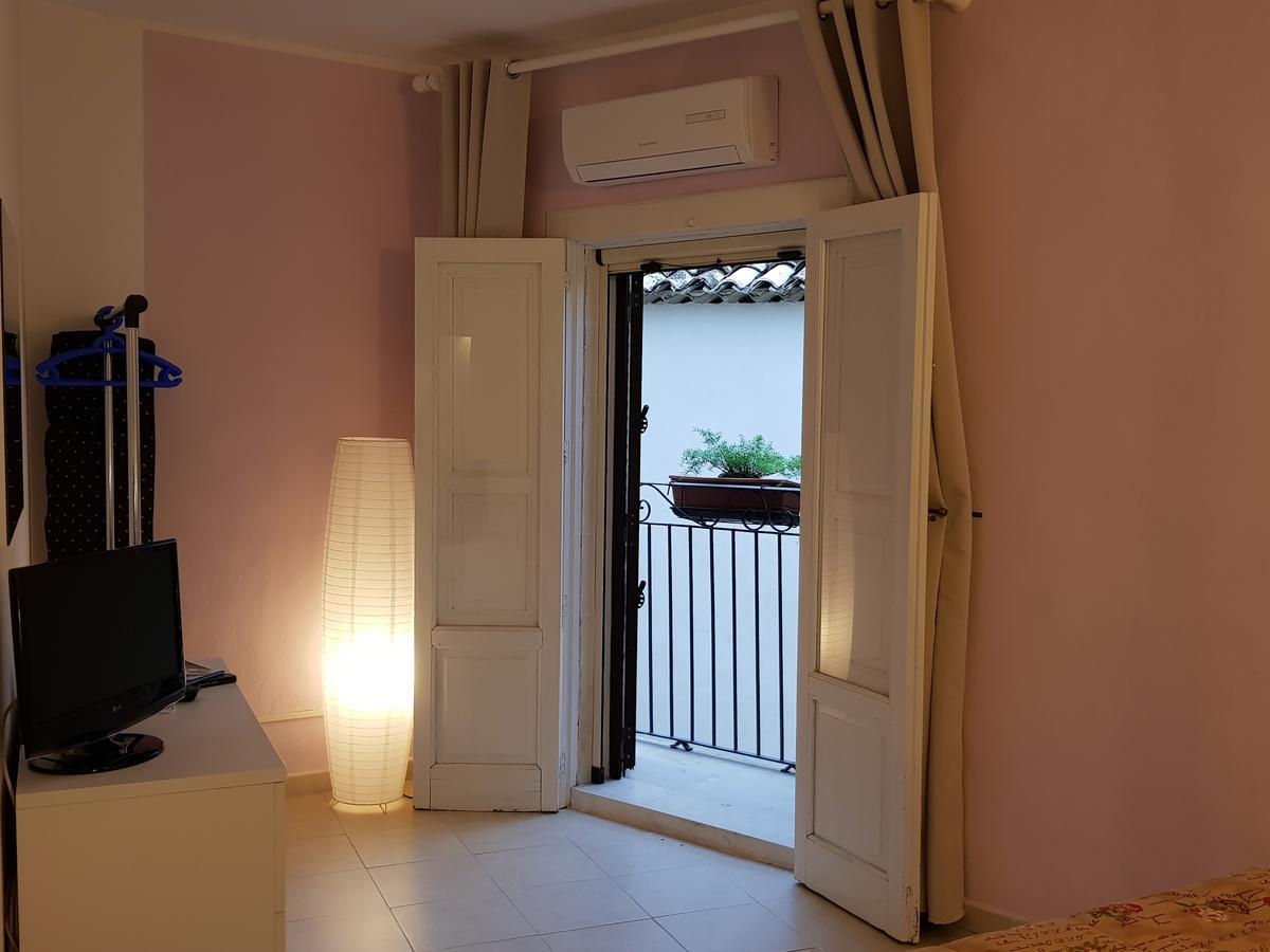 B&B Casa Lucrezia Scicli Bagian luar foto
