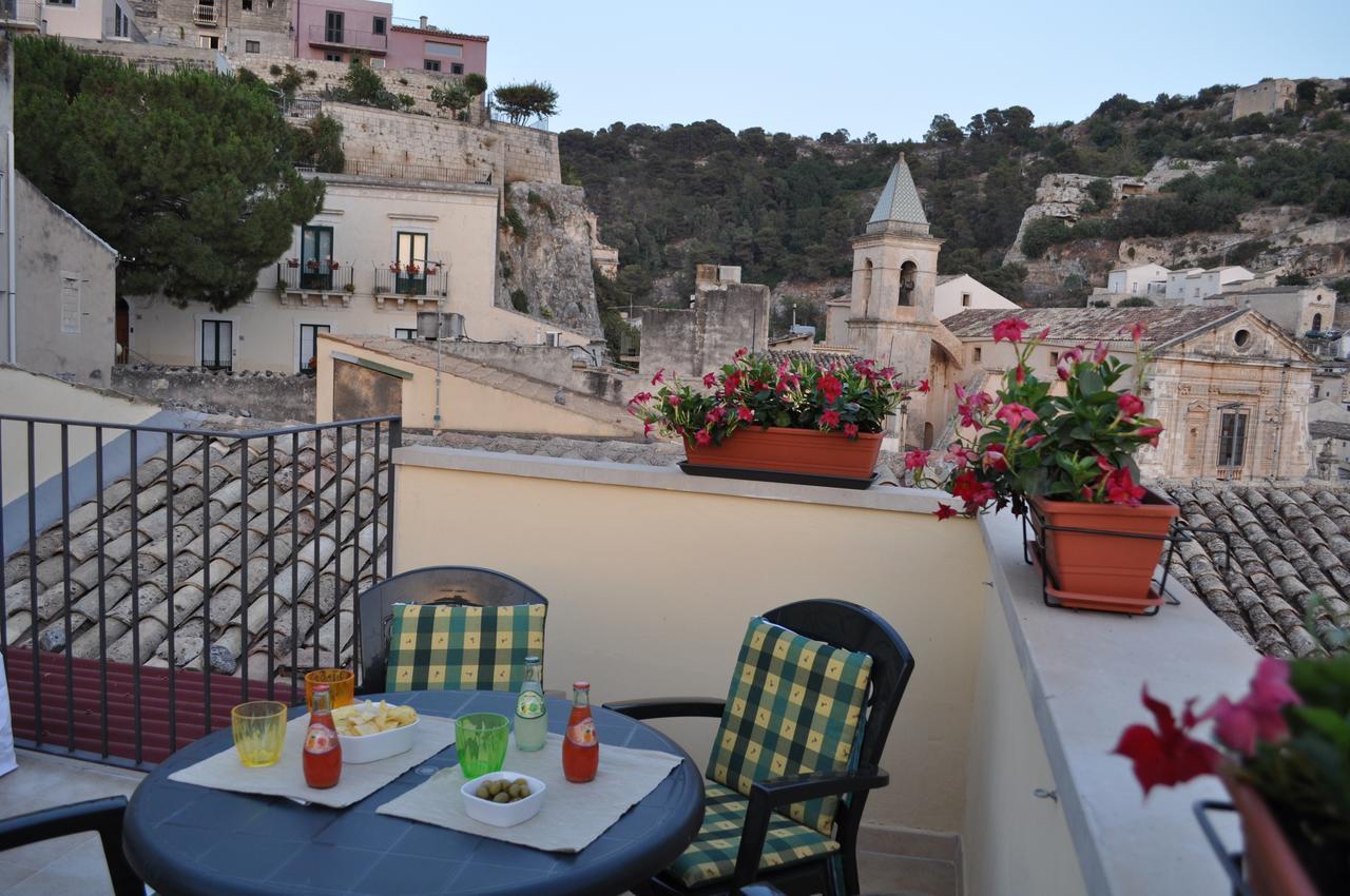 B&B Casa Lucrezia Scicli Bagian luar foto